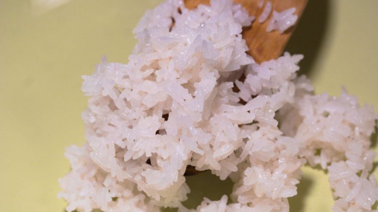 photo of microwave rice after it has finished cooking. A great result indeed.