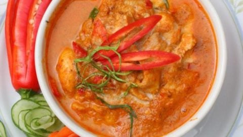 Best Thai Chicken Panang Curry Recipe - Panang Gai Photo of Panang Chicken Curry Ready to Serve