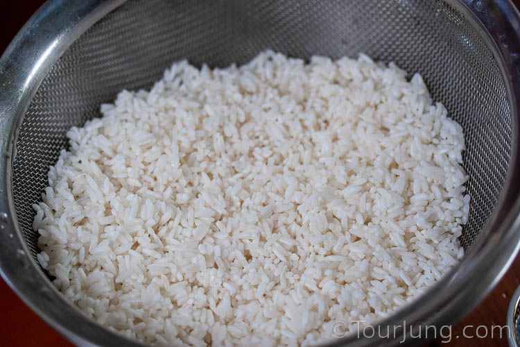 Picture of Glutinous Rice After Soaking