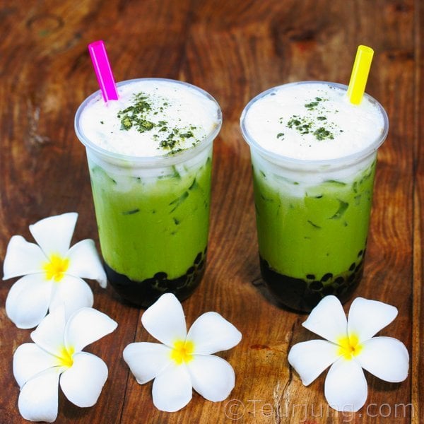 how to make iced green tea latte Thai style