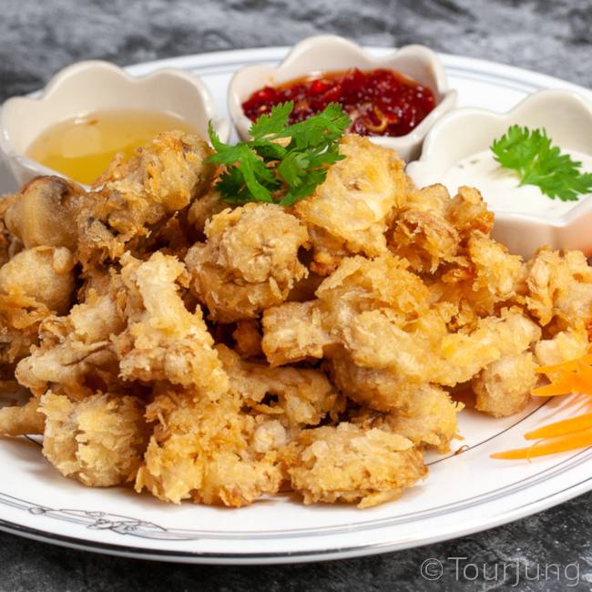 Fried Mushrooms with Sweet Chili Dipping Sauce photo of Thai perfect fried mushrooms