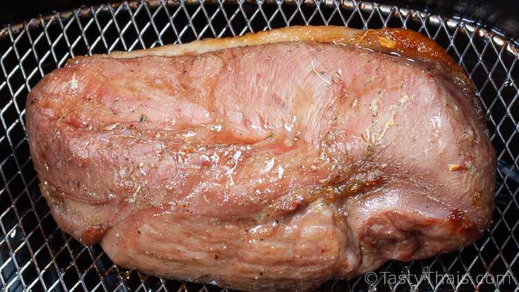 Authentic Thai Red Curry Recipe with Roast Duck - Kaeng Phed Ped Yang photo of duck breast fried in air fryer