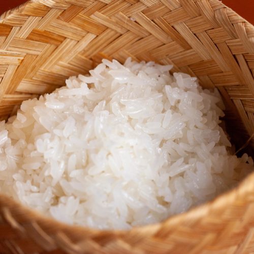 photo of sticky rice perfectly cooked and served up in a gradik