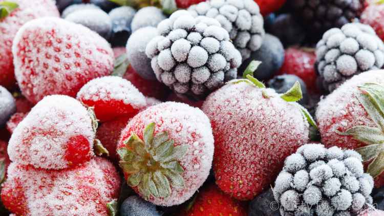 photo of frozen berries which last a long time frozen and have many vitamins to build immunity and keep your body fed