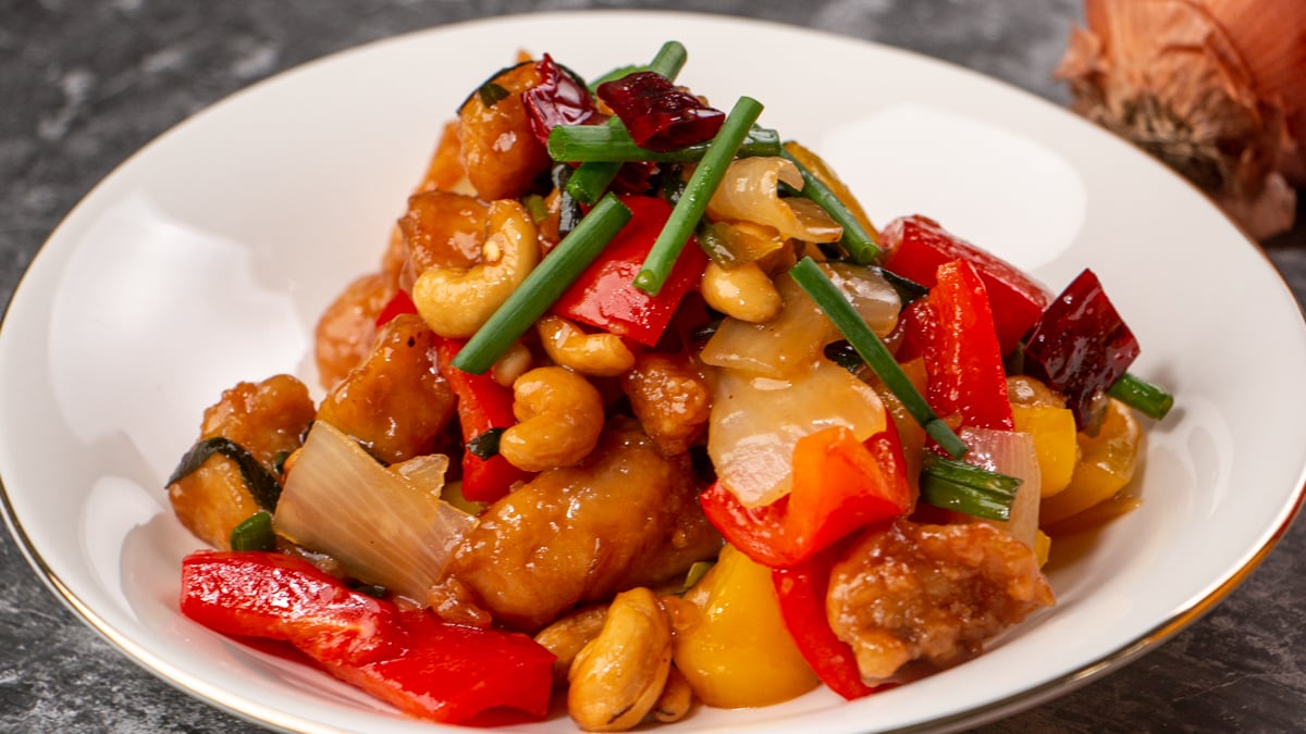 Chicken Cashew Stir Fry Thai Style