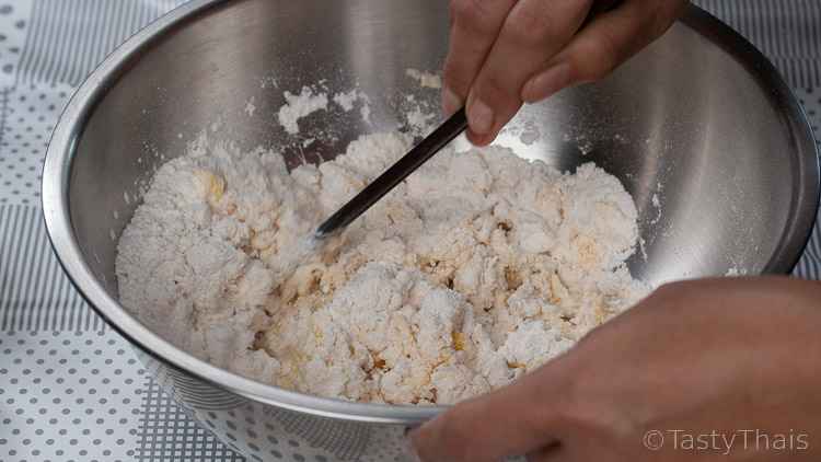Awesome Homemade Egg Noodles Recipe for Thai or Regular Dishes Mix the ingredients to make the dough