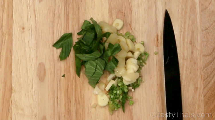 Homemade Green Thai Seafood Dipping Sauce - Nam Jim Seafood (See Keow) Preparing the ingredients for green seafood dipping sauce