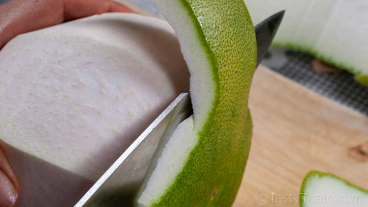 How to peel a pomelo vertically - the best way