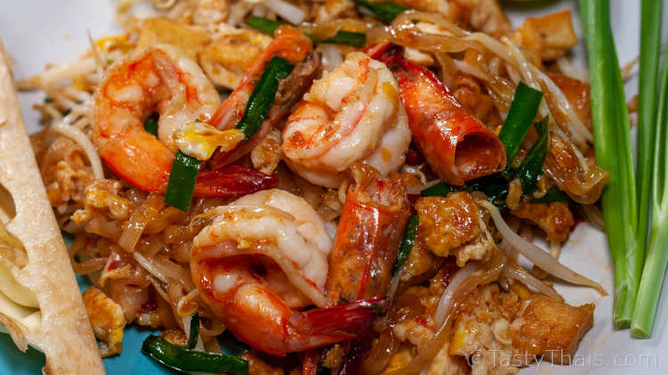 Authentic Pad See Ew Recipe - Thai Stir Fried Dark Soy Sauce Noodle Dish Comparing Pad Thai and Pad See Ew