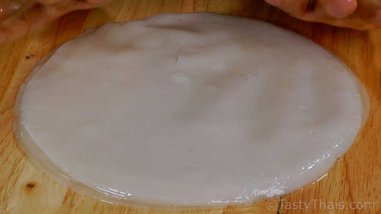 Homemade Flat Wide Rice Noodles for Stir Fry - Thai Sen Yai Homemade Flat Wide Rice Noodles for Stir Fry - Thai Sen Yai