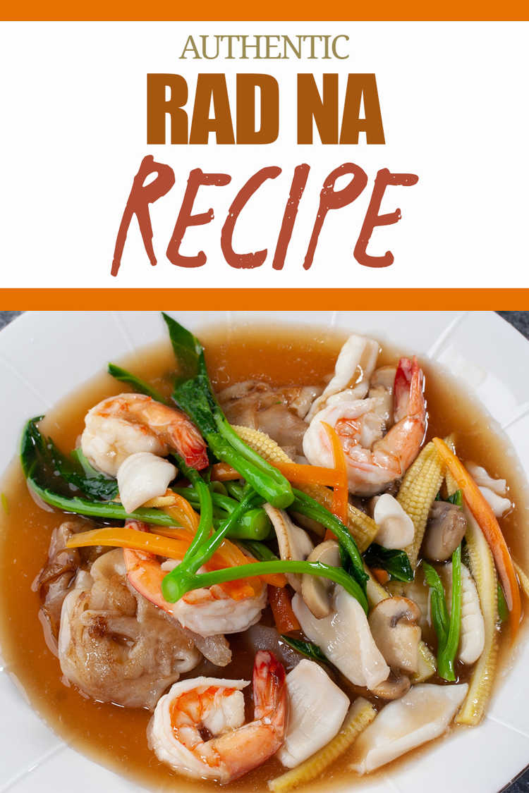 Thai Wide Noodles in Gravy Seafood - Rad Na or Lad Na Authentic Seafood Rad Na